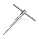 Hand return reamer