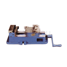 Self-balancing precision machine vise